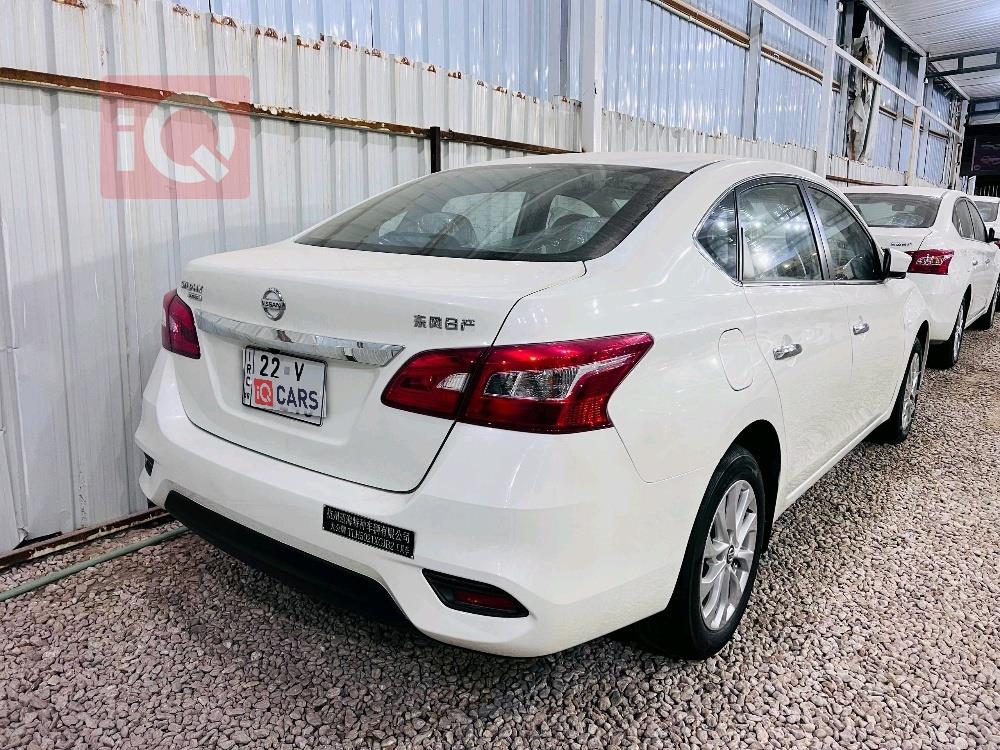 نيسان سنترا